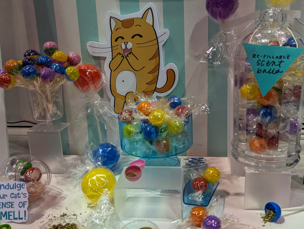 Simple candy themed cat toys that can hide treats and scents for cats